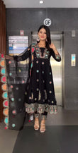 Goeorgeous Black Color Ready Made Salwar Suit & Dupatta